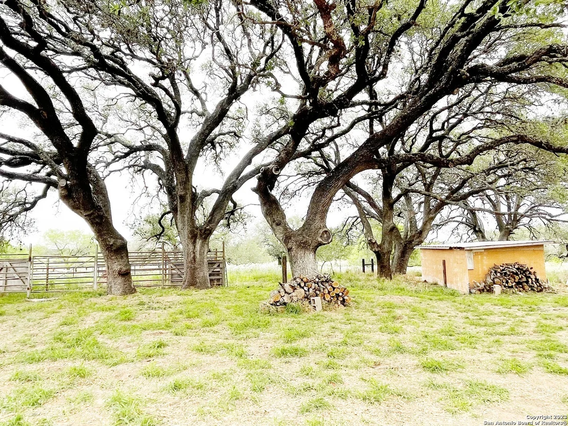 Photo of 1722 COUNTY ROAD 676