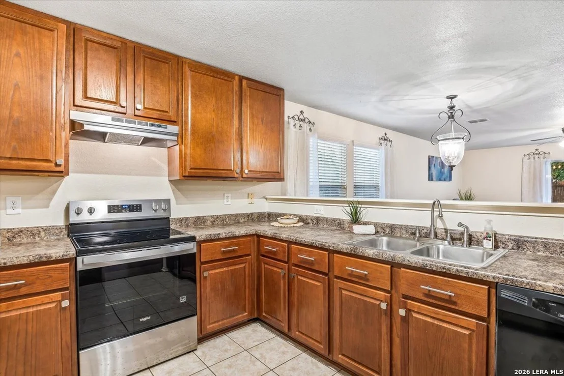 Photo of 26603 Redstone Hill