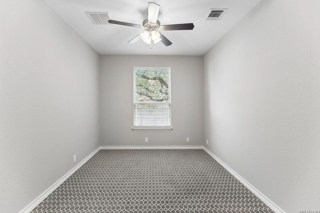 Photo of 121 Cimarron Crk