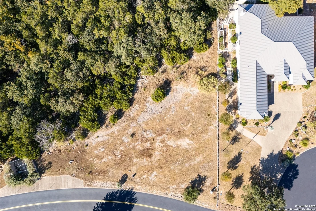 Photo of 112 Towne View Circle