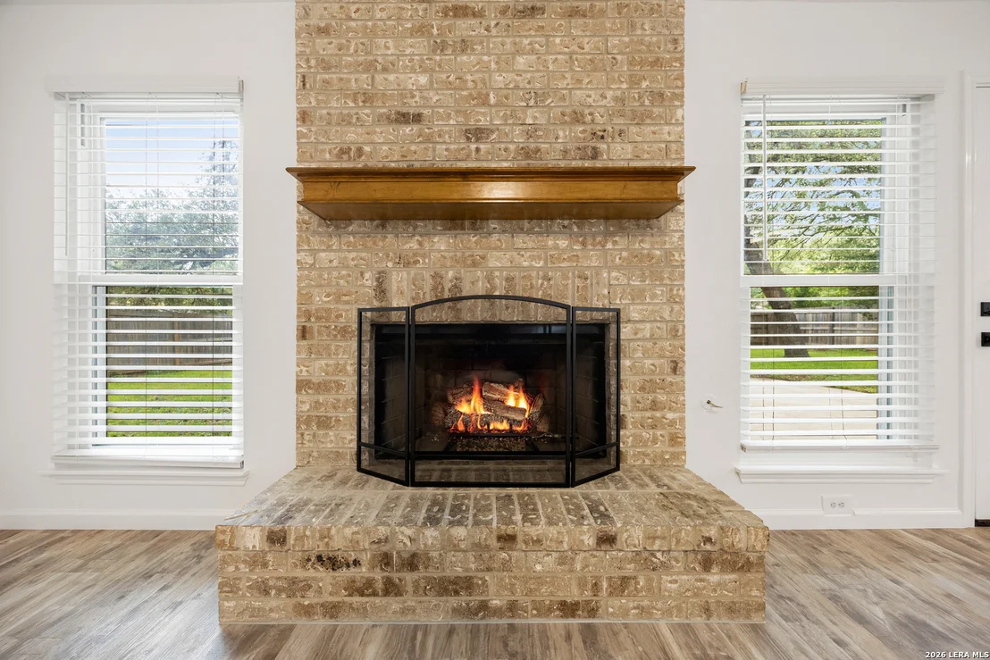 Photo of 3003 Oak Sprawl