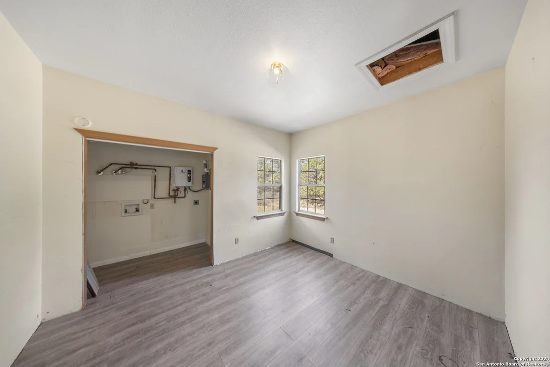 Photo of 3100 ROLLING OAKS DR