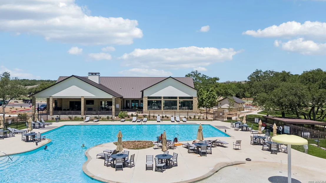 Photo of 121 Cimarron Crk