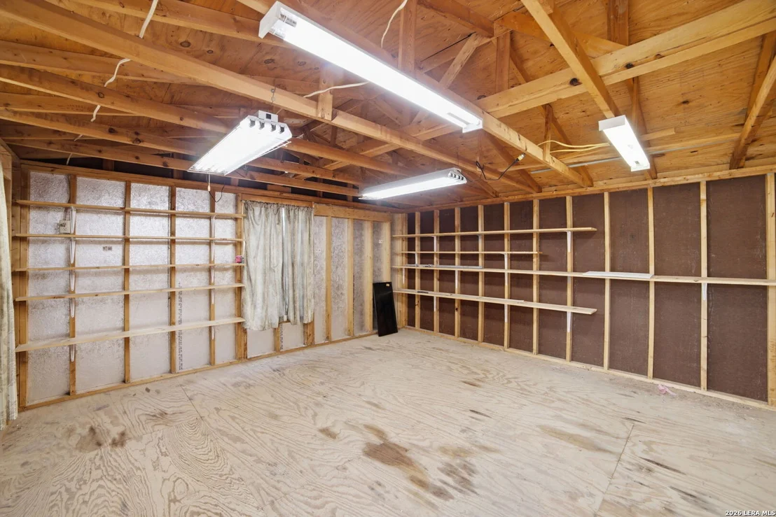 Photo of 225 LOWER LACOSTE RD