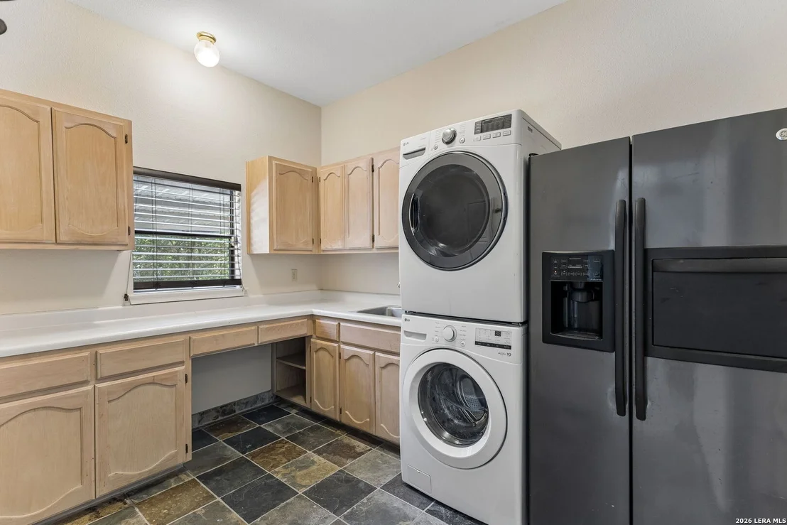 Photo of 14806 Circle J Trl