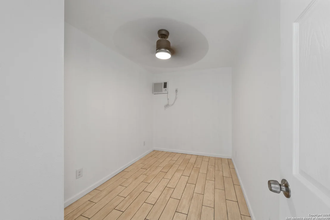 Photo of 143 Park Dr