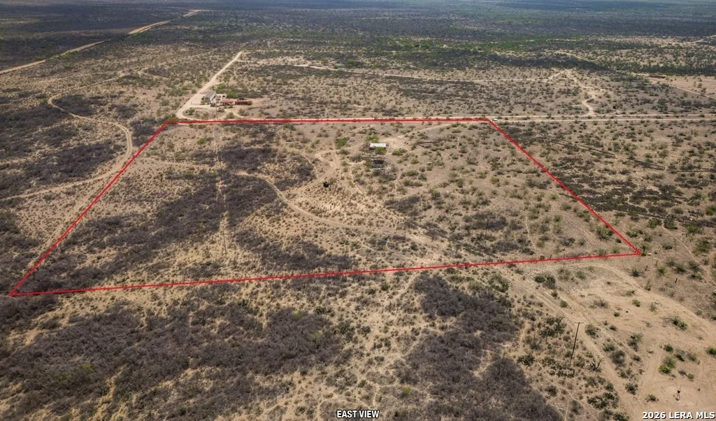 Photo of 801 Private Rd. 303