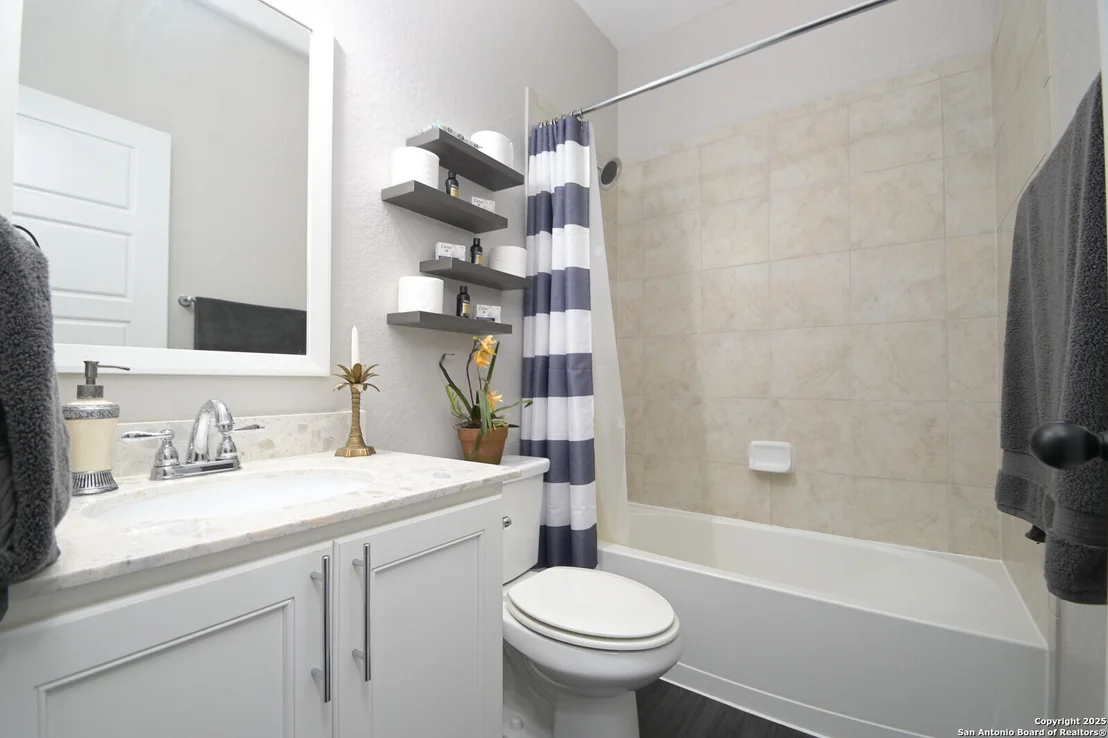 Photo of 5914 Akin Run