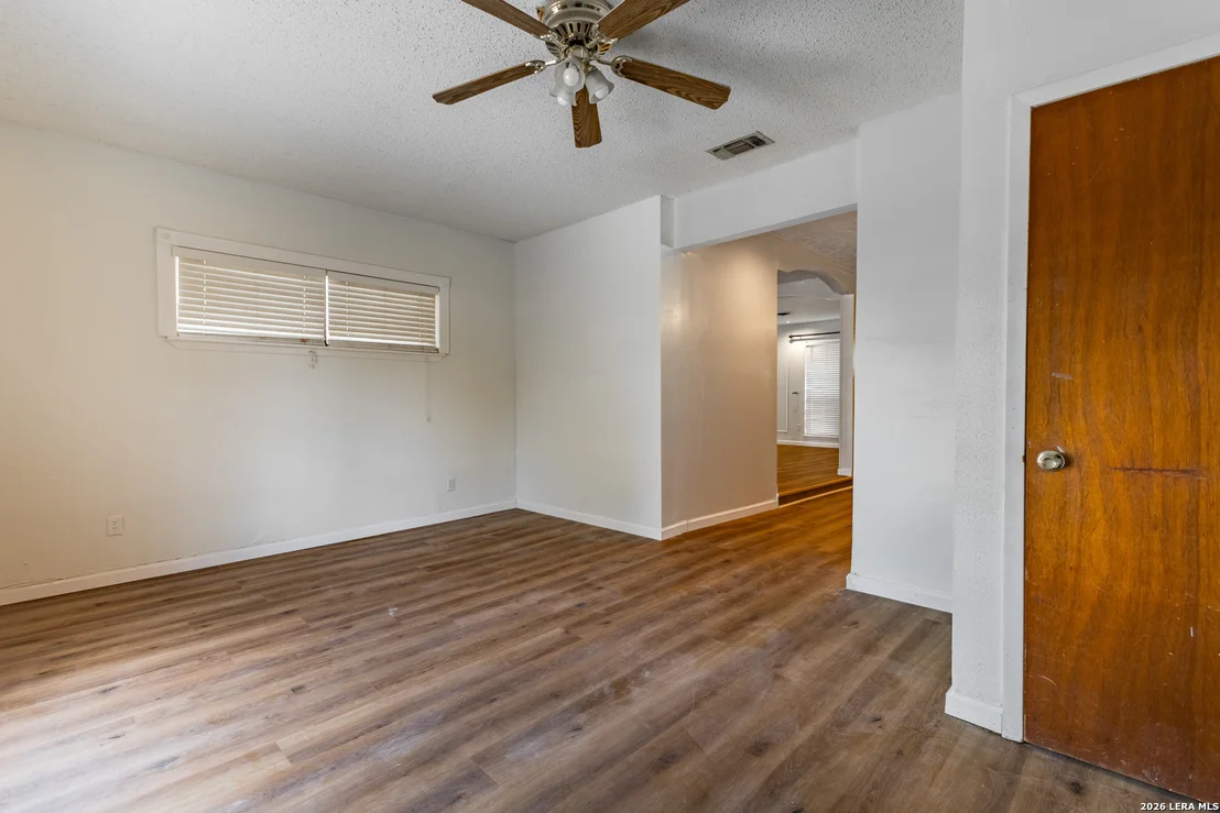Photo of 2347 Edna Dr
