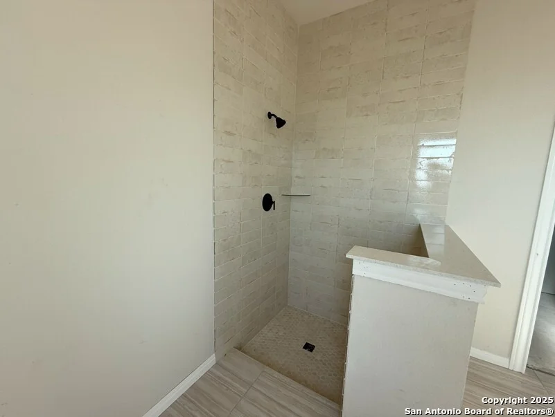Photo of 117 Bigtooth Maple Ln