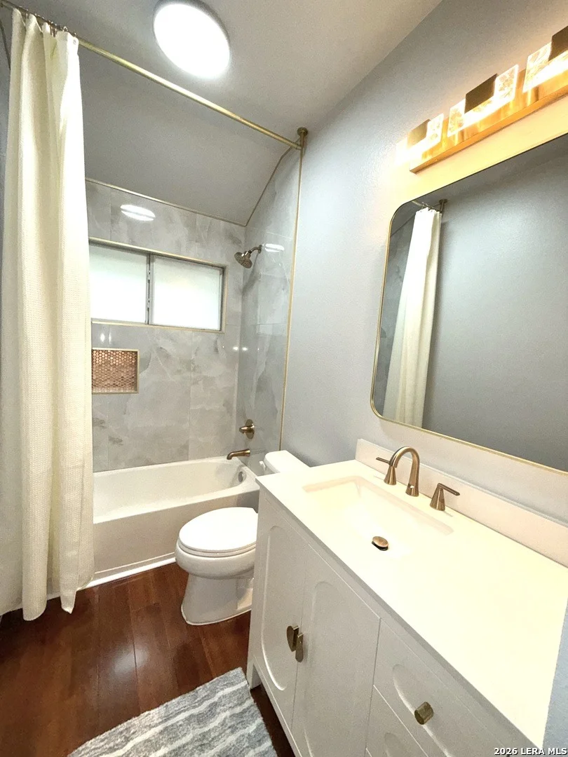Photo of 1158 Bluff Forest