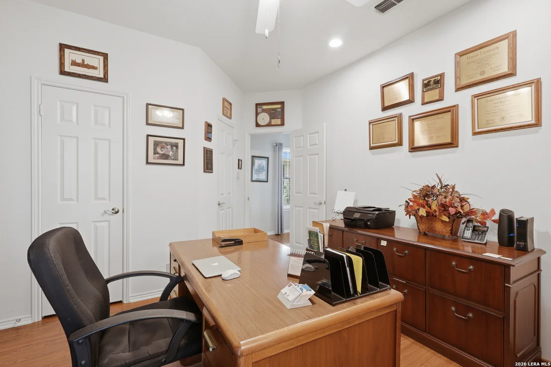 Photo of 2307 Oakline