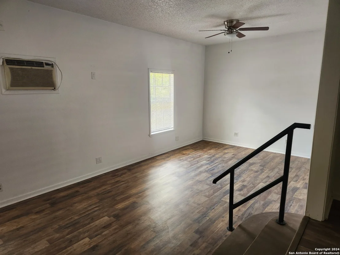 Photo of 224 GROBE DR