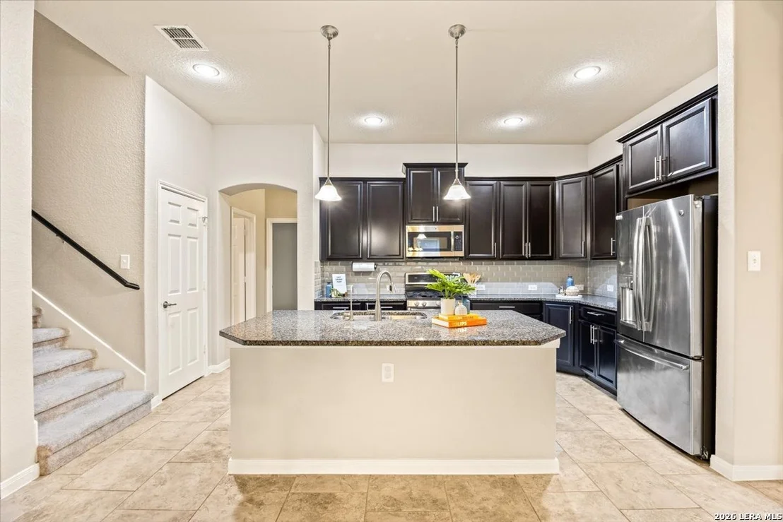 Photo of 8764 Stackstone