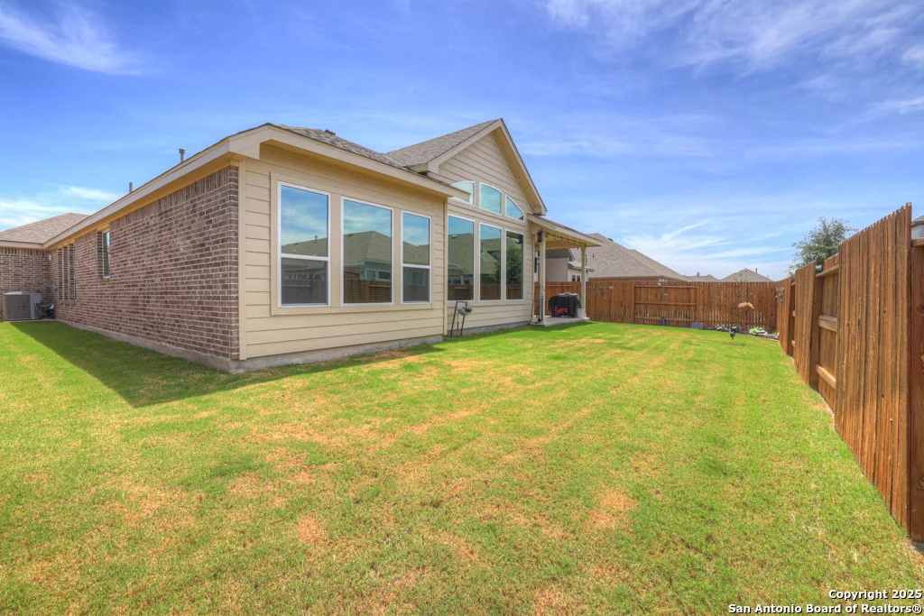 Photo of 929 Rench