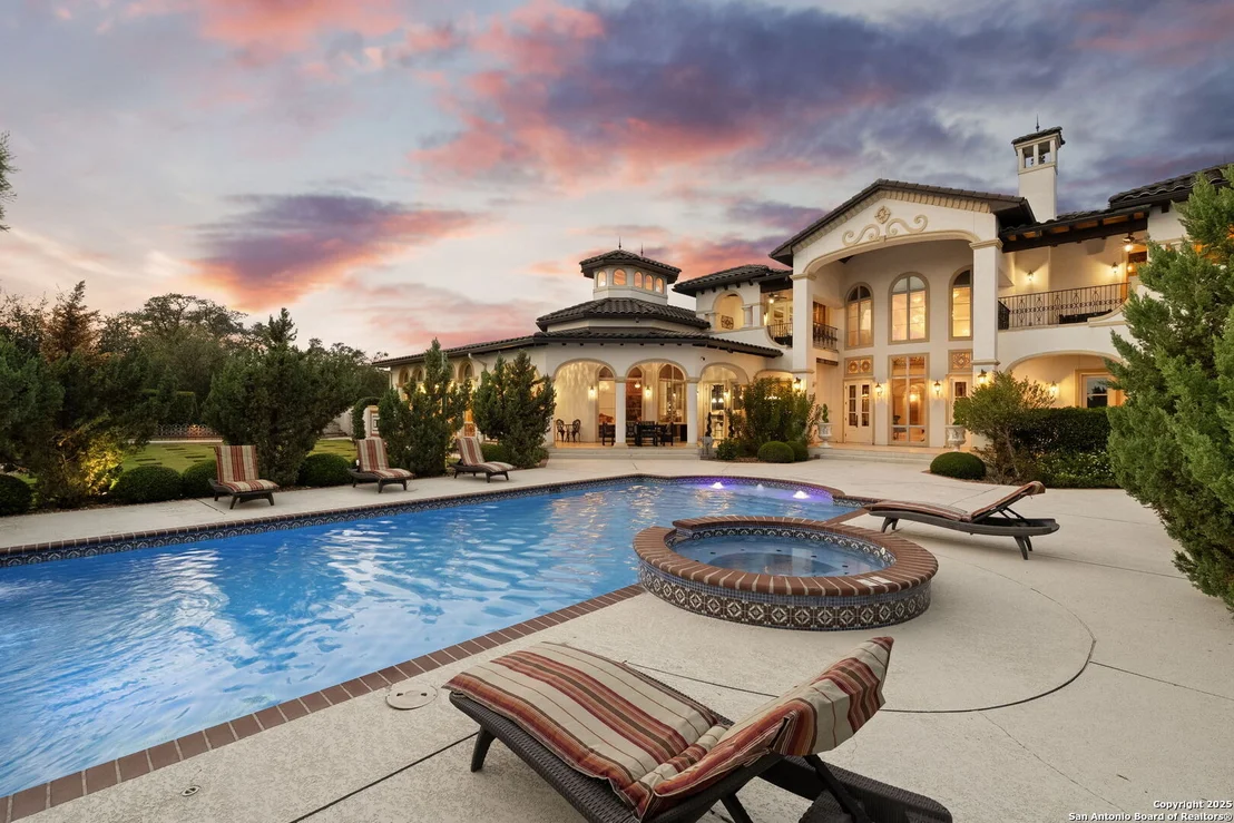 Photo of 1418 Greystone