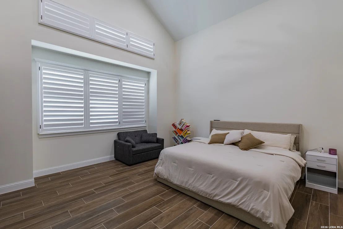 Photo of 709 Encinal Drive