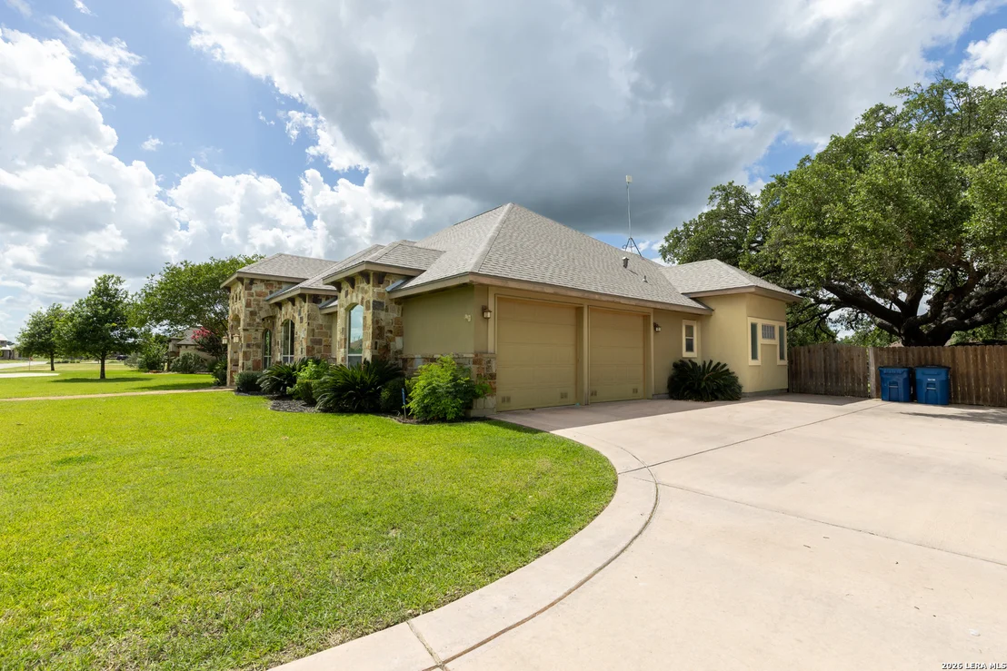Photo of 1640 CAMDEN LN