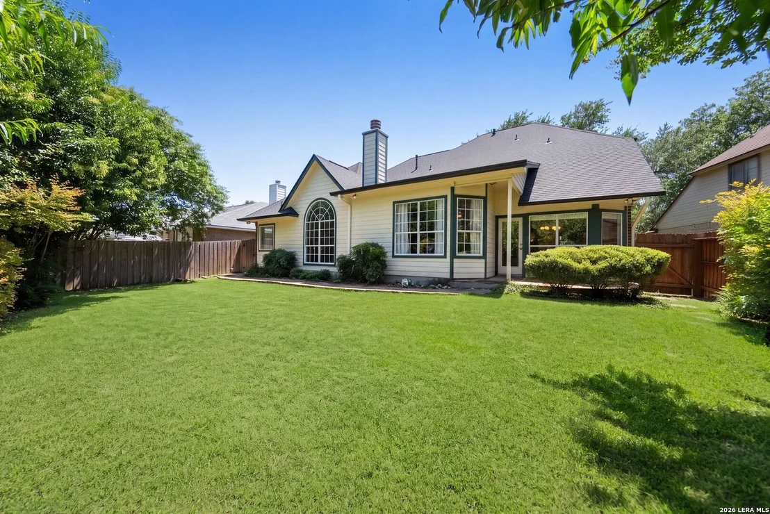 Photo of 9347 Llano Verde
