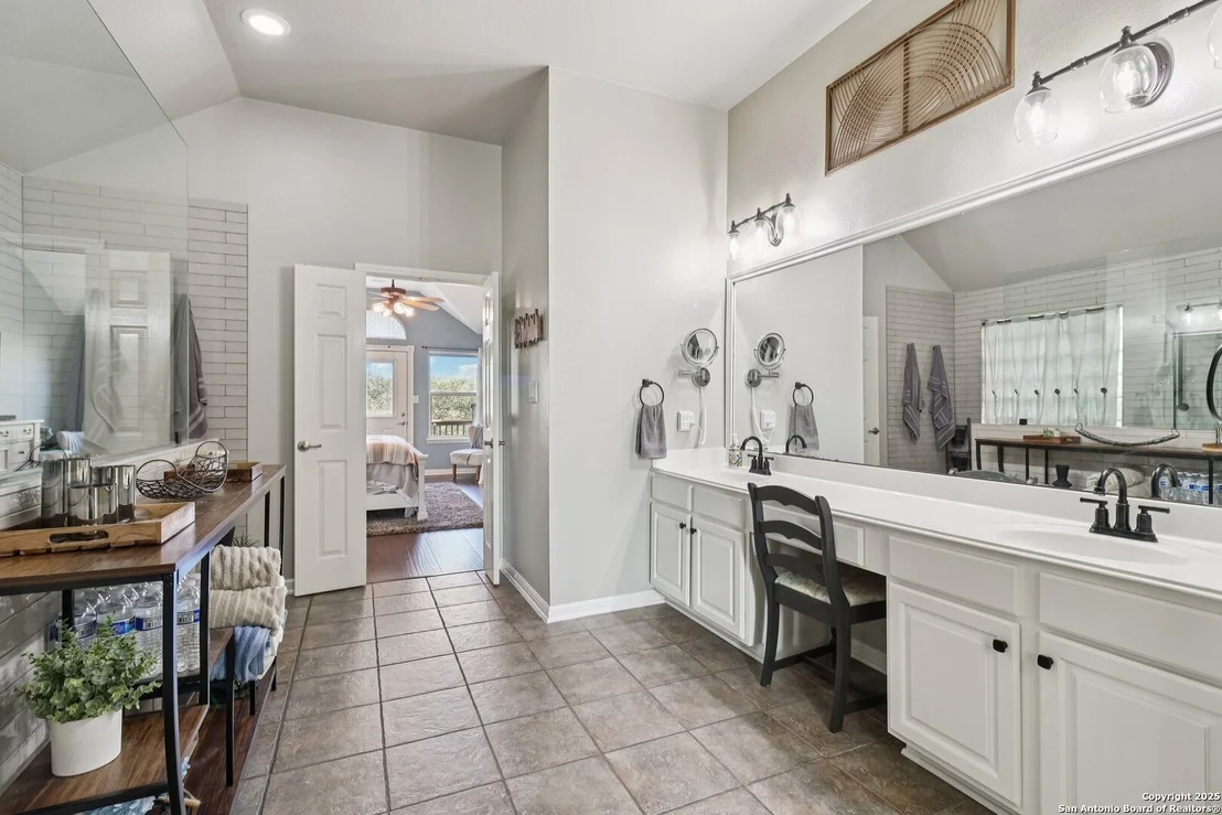 Photo of 407 Mesa Cyn