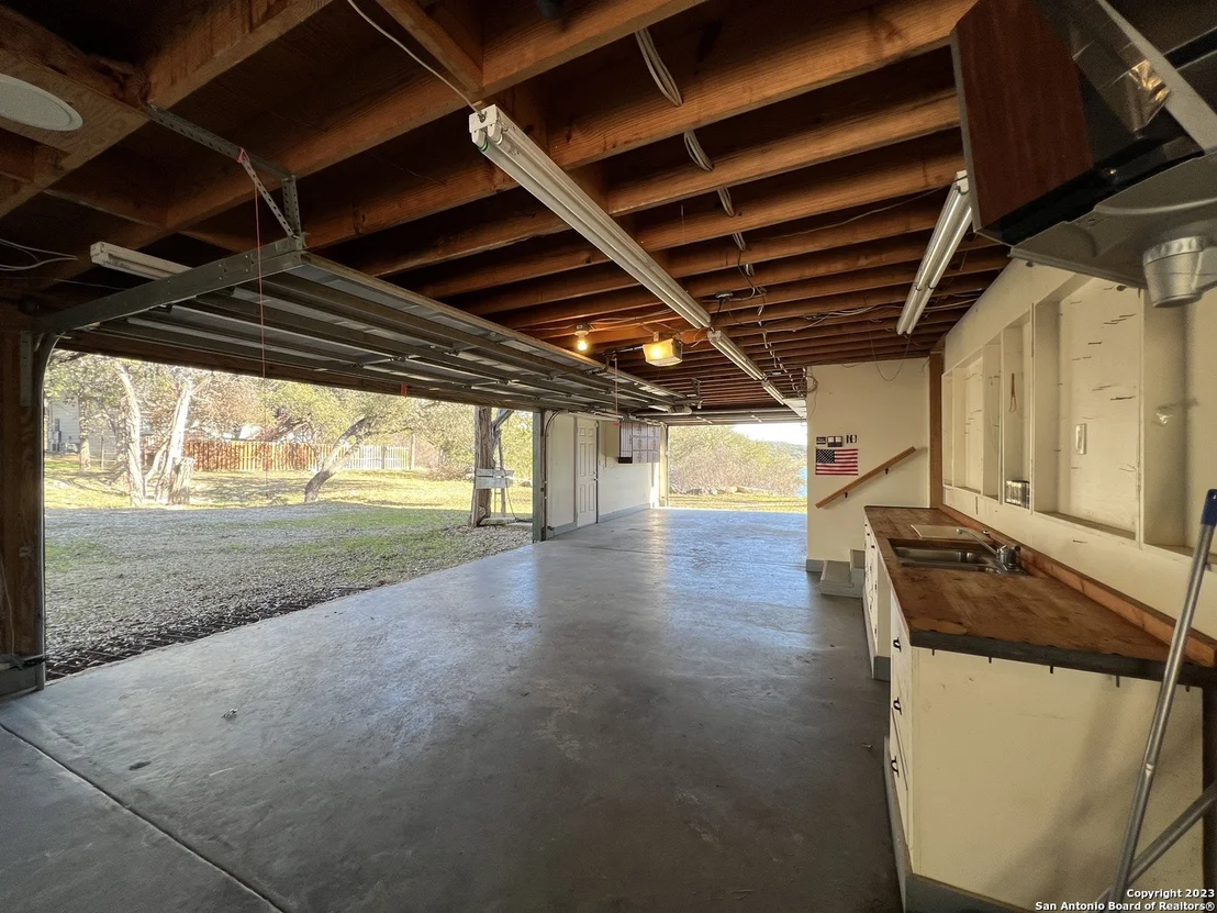 Photo of 119 CEDAR TREE LN