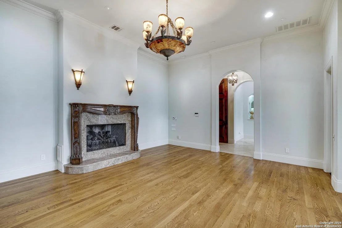Photo of 31 QUEENS HILL