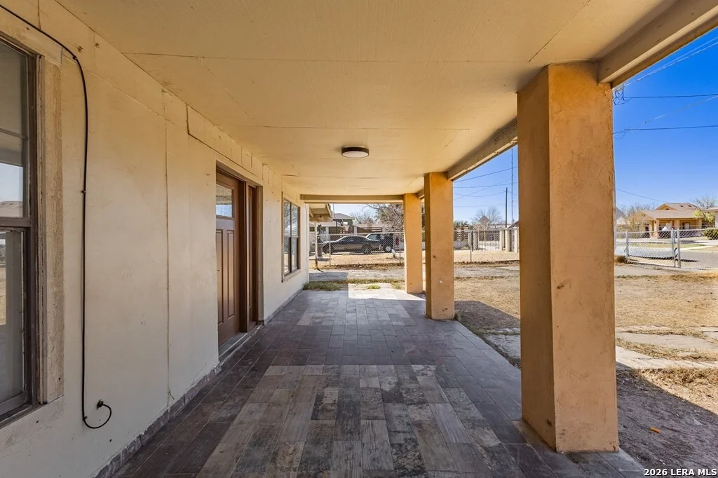 Photo of 1730 Calle Coyunda
