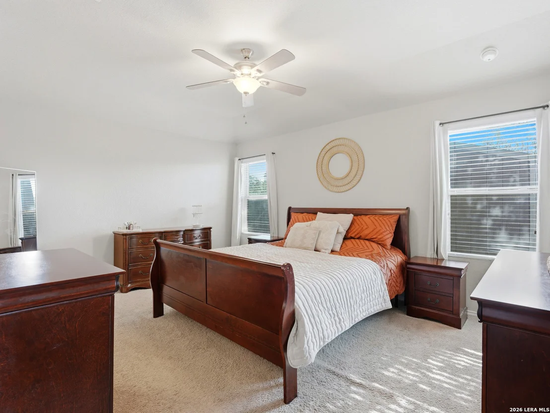 Photo of 32116 Macey Oak