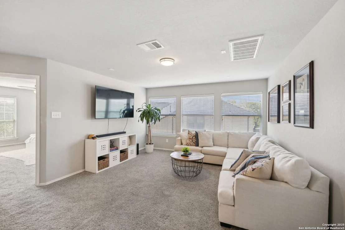 Photo of 1026 Tumbling Oaks