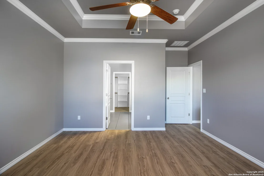 Photo of 2212 Tallow