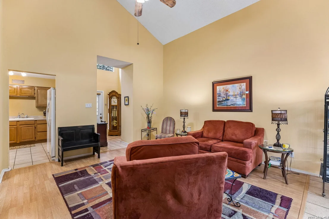 Photo of 14902 Oak Summit