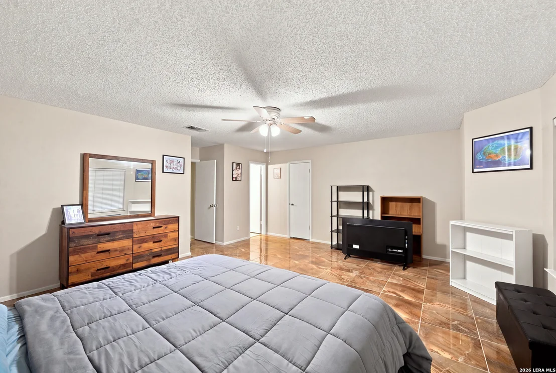 Photo of 9266 RIDGE PATH