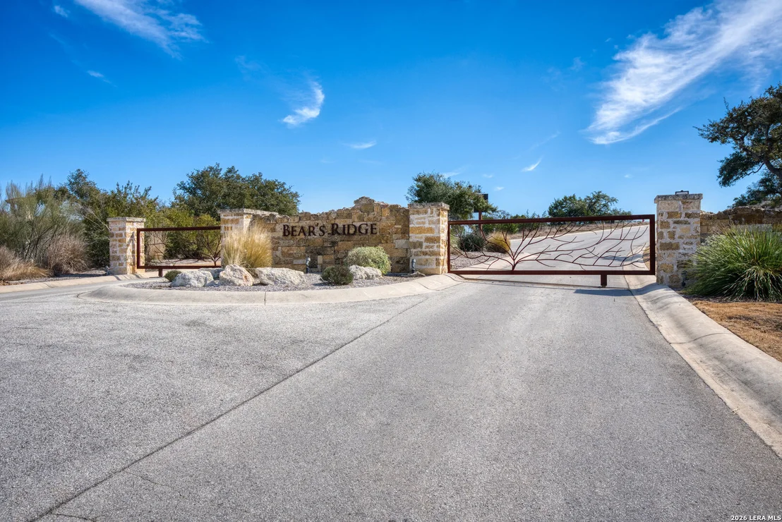 Photo of 315 Horseshoe Bend
