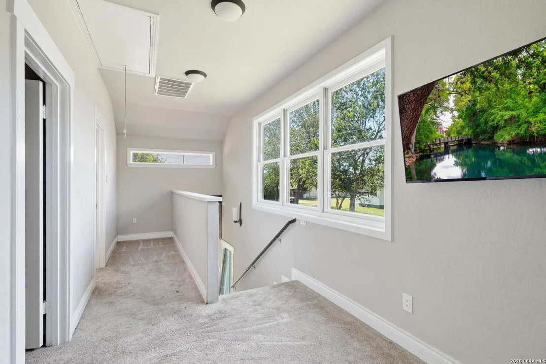 Photo of 606 E AUSTIN ST