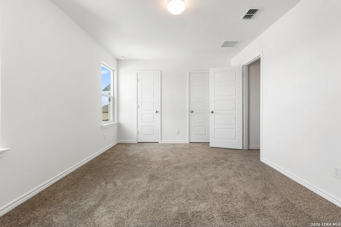 Photo of 13010 JEOPARDY AVENUE