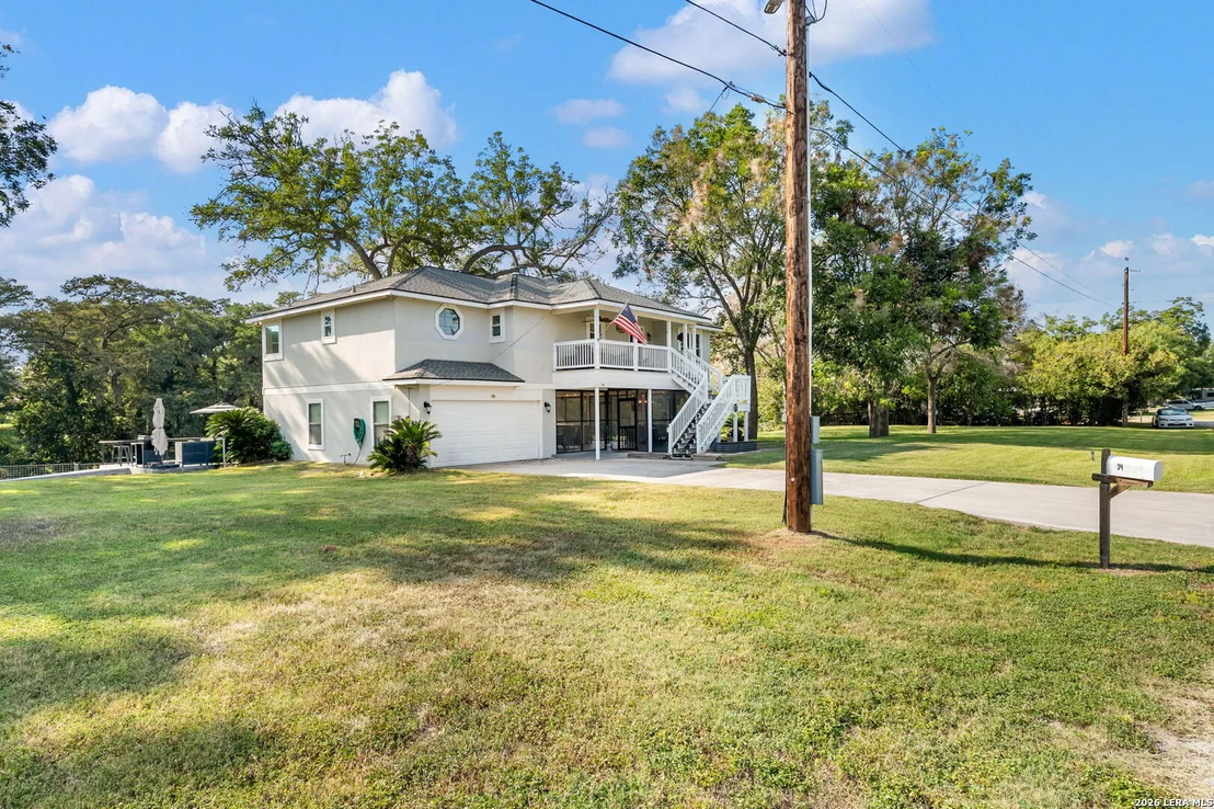 Photo of 34 river oak