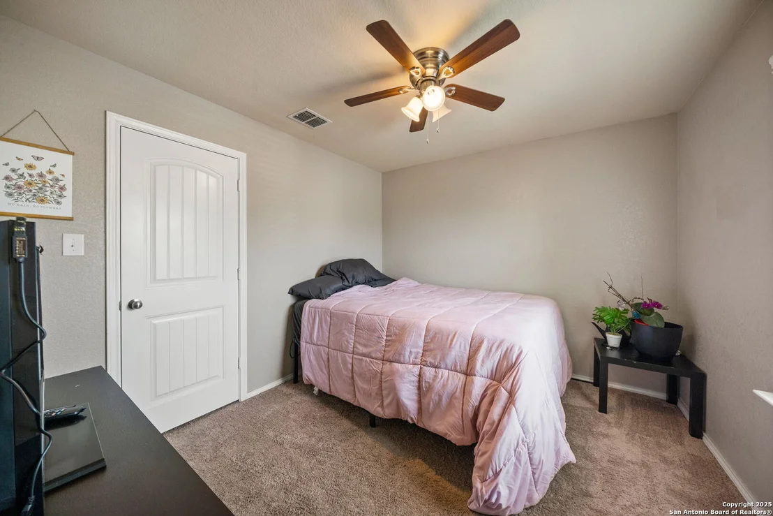 Photo of 2027 Emerald Edge
