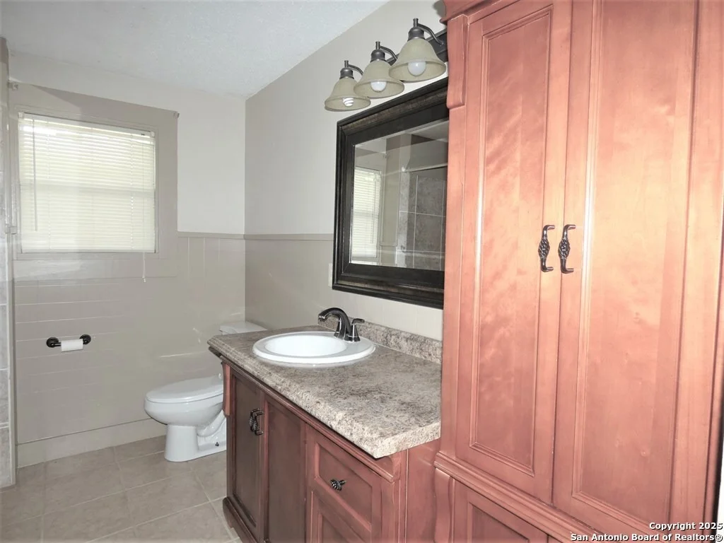 Photo of 158 Bronco Lane