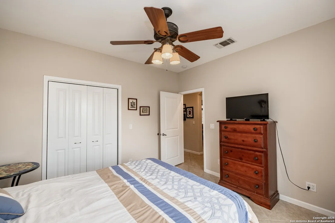 Photo of 233 N Fork