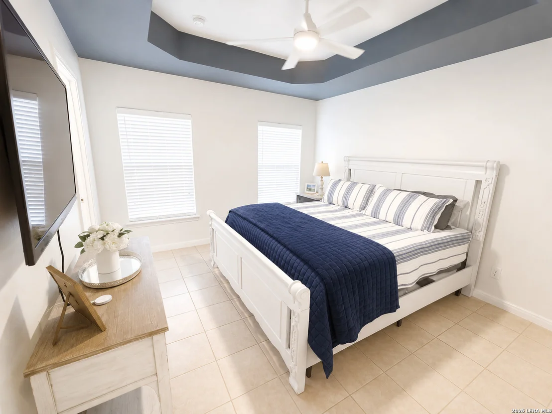 Photo of 1376 Hedgestone