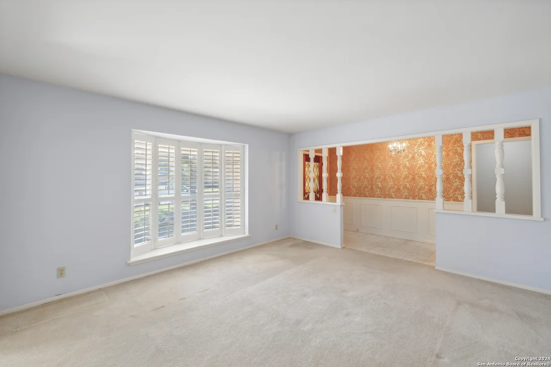 Photo of 449 GOLFCREST