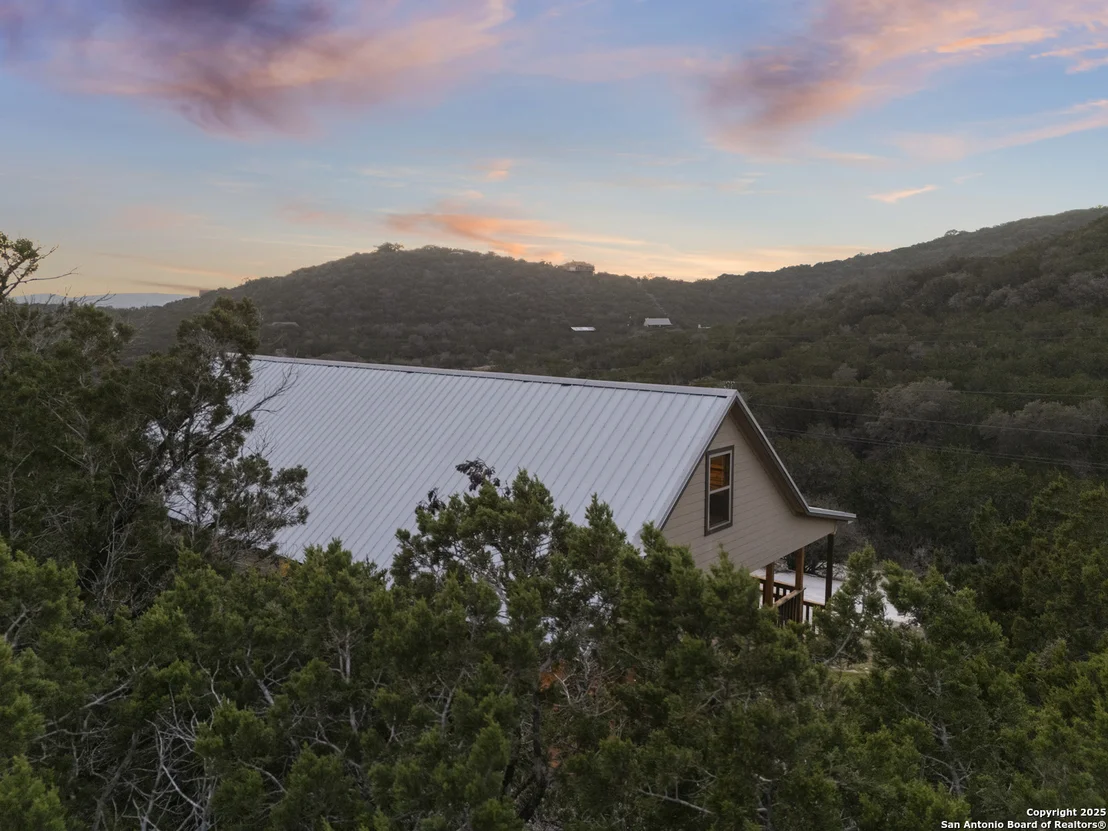Photo of 420 Canyon Oaks