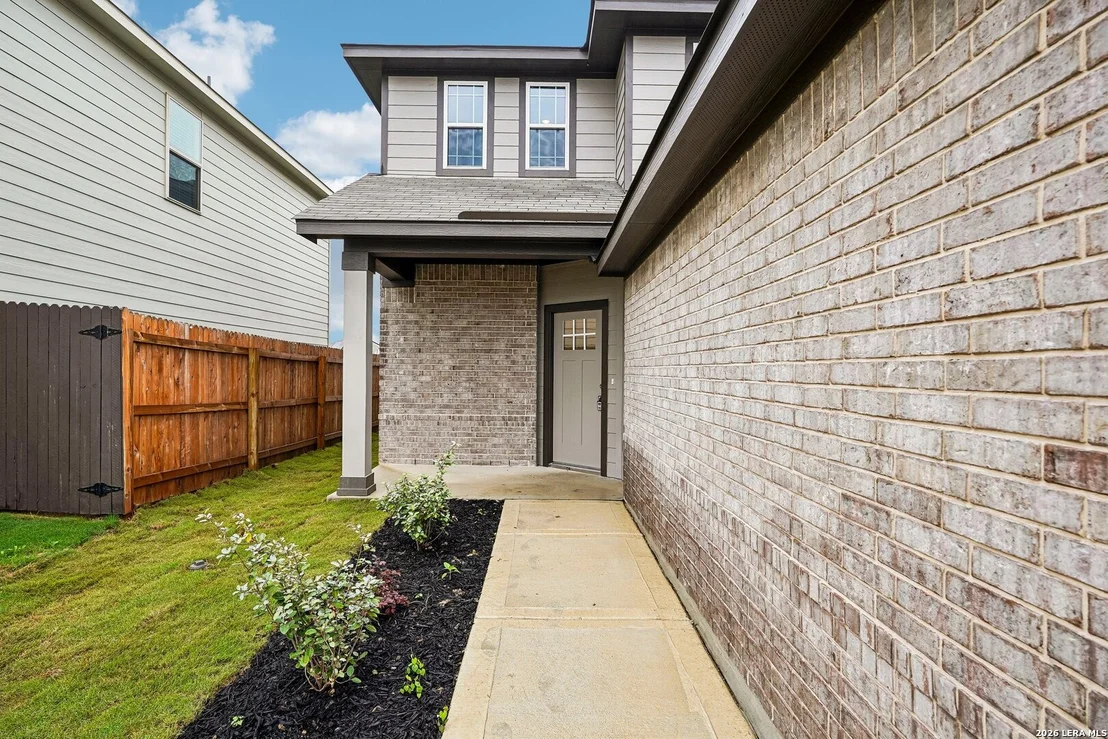 Photo of 5934 Willow Point