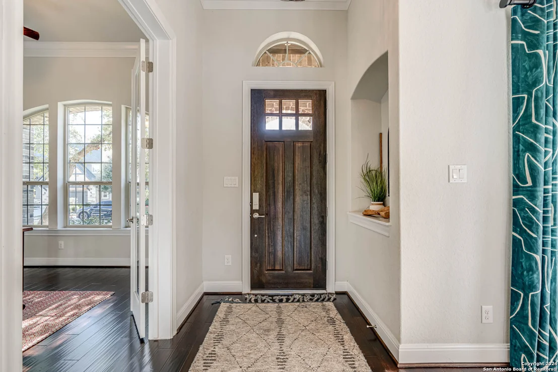 Photo of 17814 HILLSEDGE