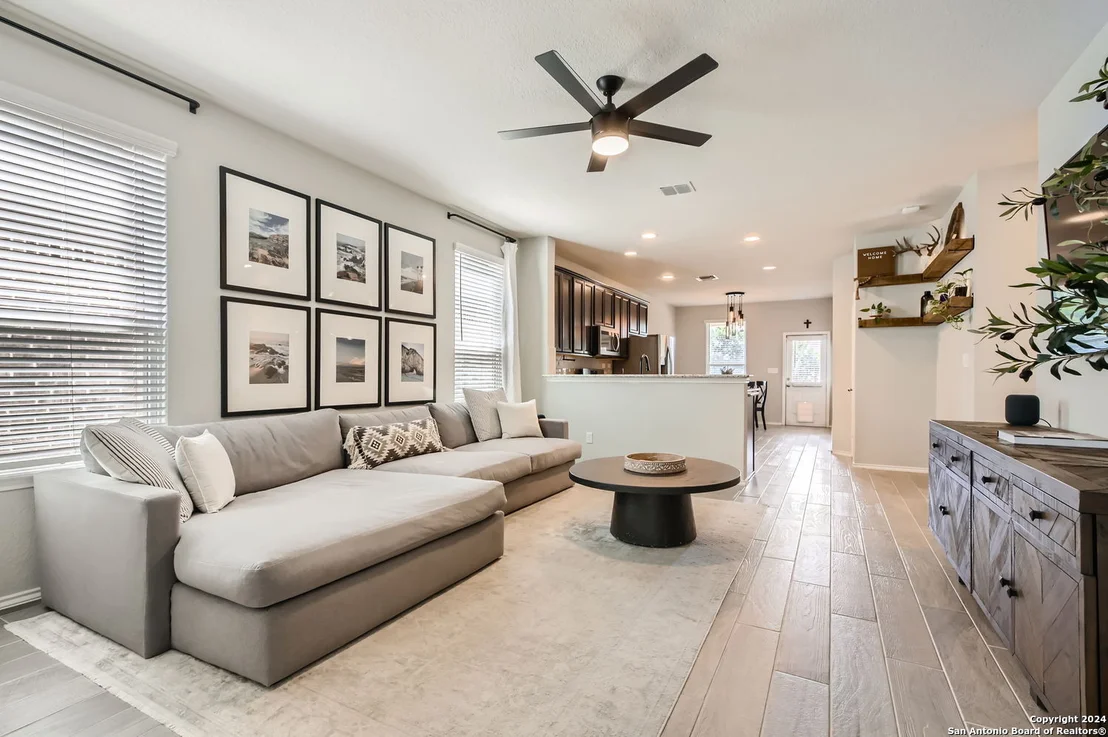 Photo of 7610 PONDEROSA PNE