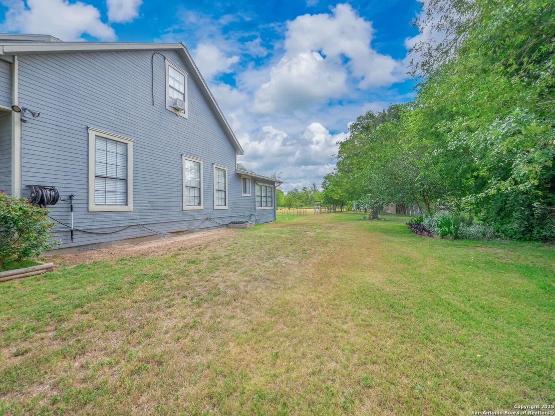 Photo of 2275 Huber Rd