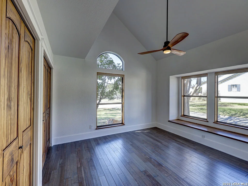 Photo of 29540 Red Bud Hill