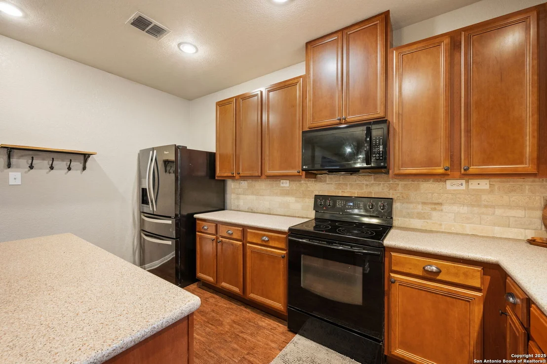 Photo of 204 Lone Star