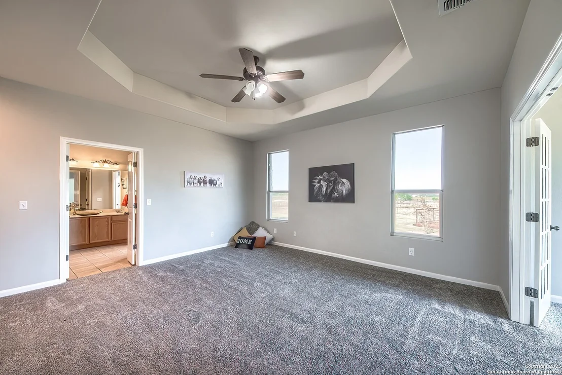 Photo of 240 Glory Lane