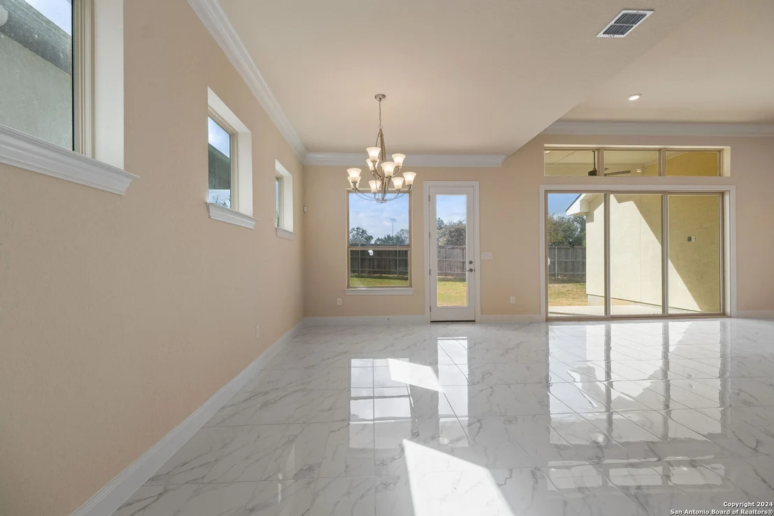Photo of 4014 BALENTINE